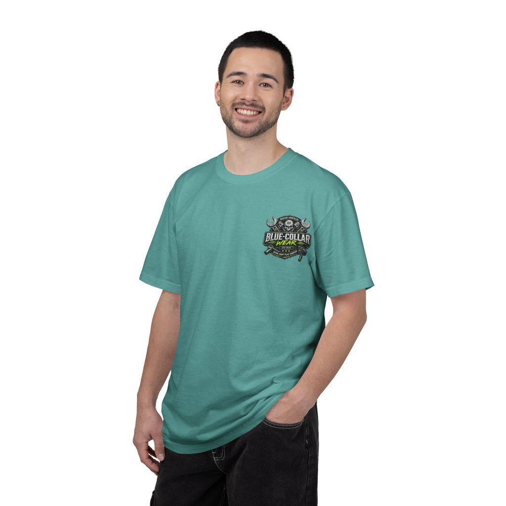 Blue-Collar Wear T-Shirt Mechanic – 'Work Hard Play Harder' Vintage Mechanics Tee
