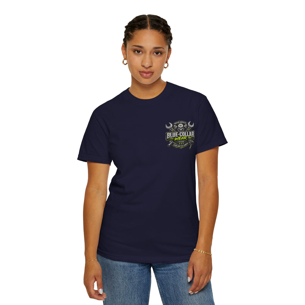 Blue-Collar Wear T-Shirt Mechanic – 'Work Hard Play Harder' Vintage Mechanics Tee