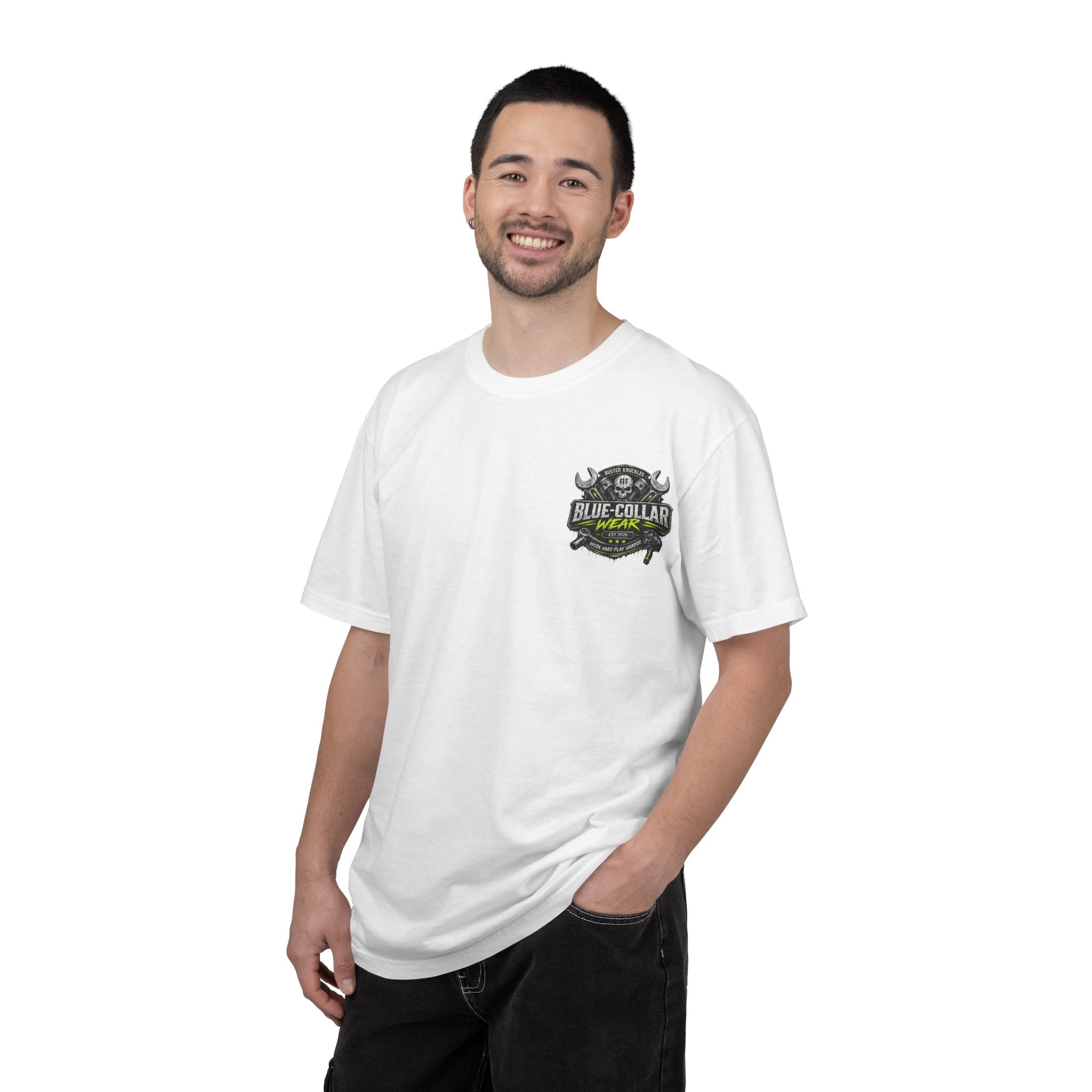 Blue-Collar Wear T-Shirt Mechanic – 'Work Hard Play Harder' Vintage Mechanics Tee