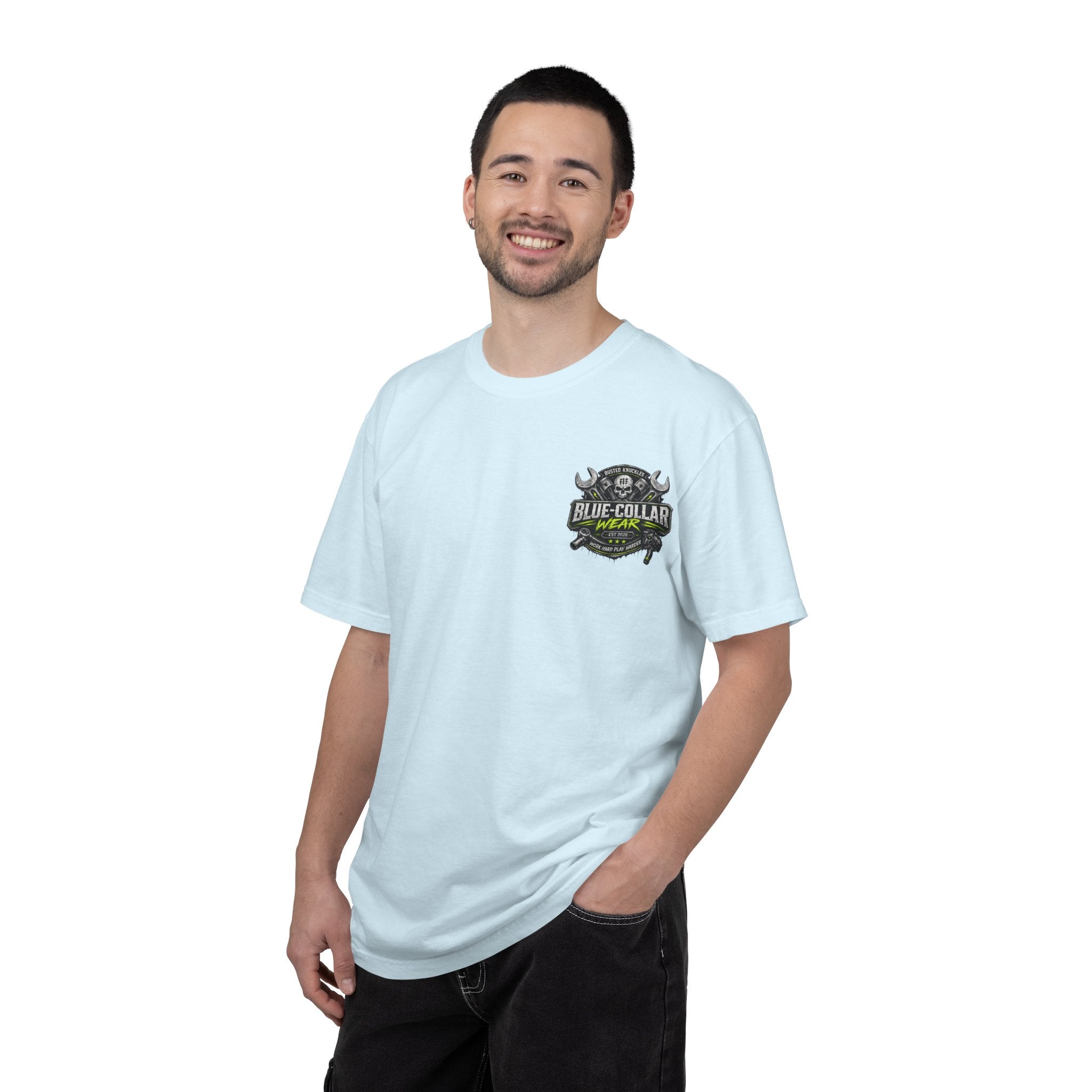 Blue-Collar Wear T-Shirt Mechanic – 'Work Hard Play Harder' Vintage Mechanics Tee
